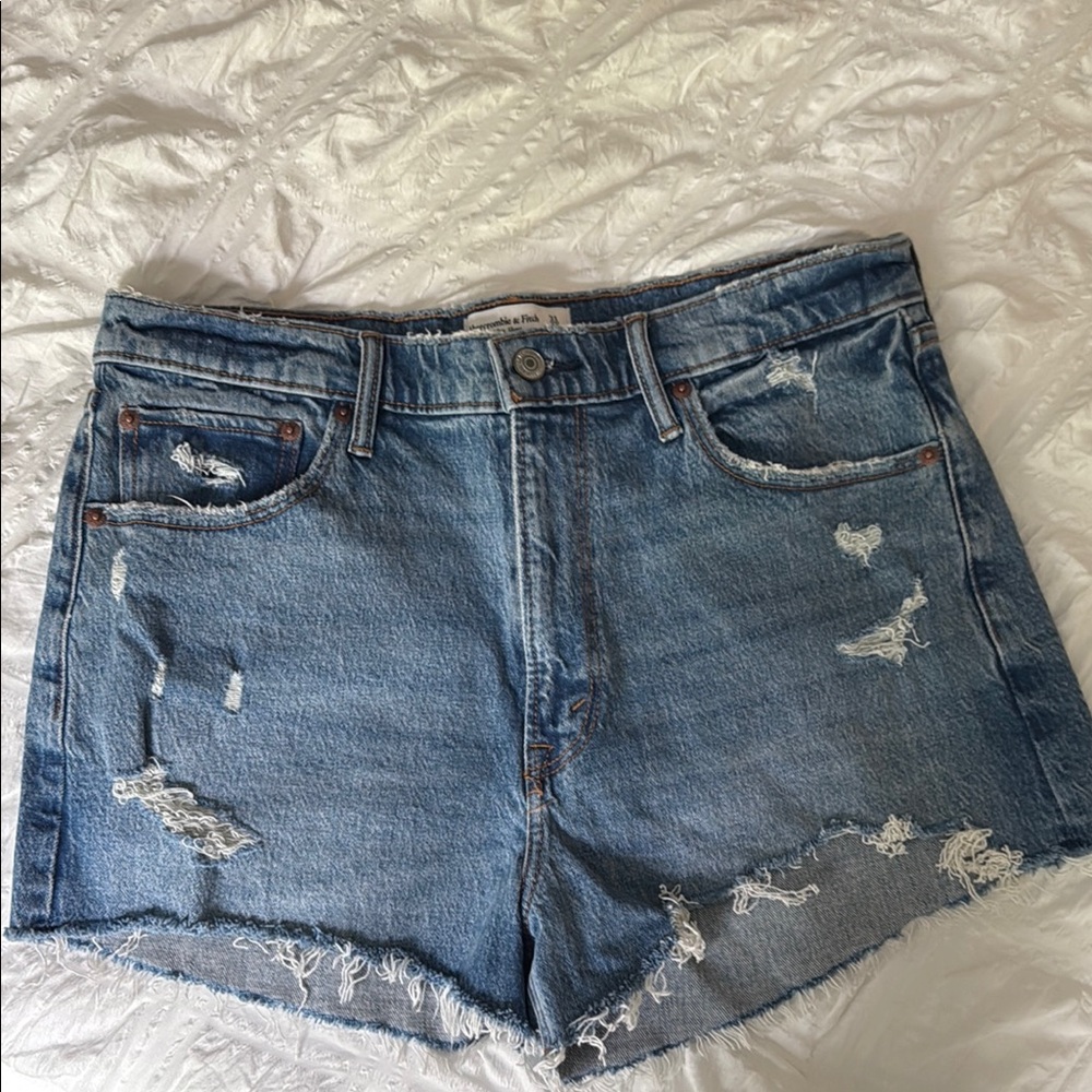 Abercrombie “The Mom Short” “High Rise”